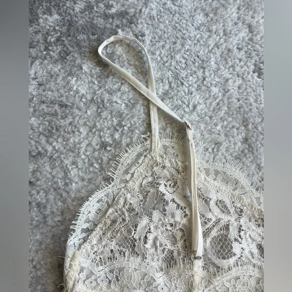 Zara Lace Top - Picture 6 of 7